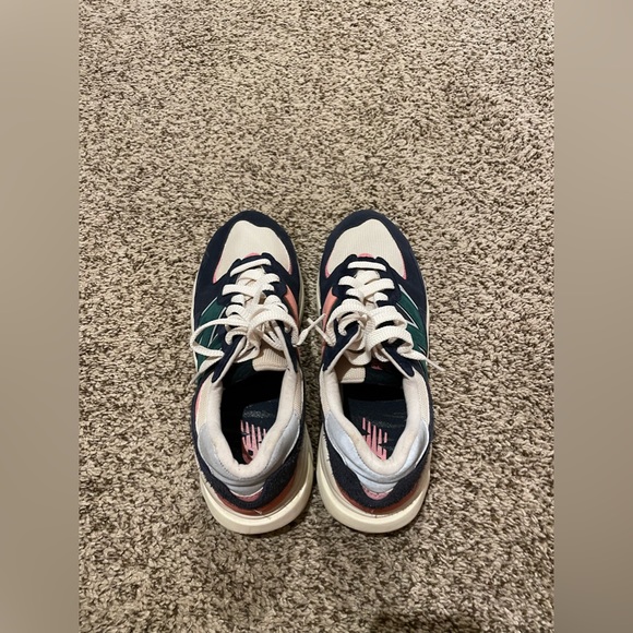 New Balance 5740 - Picture 5 of 5